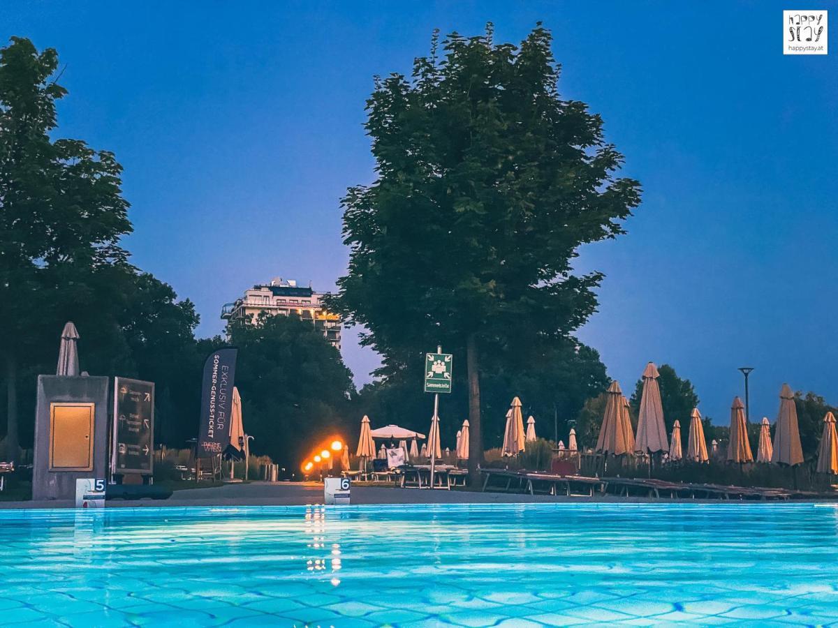 Parkblick - Therme Wien - Gratis Parken Im Der Garage - Terrasse - U-Bahn Exterior foto